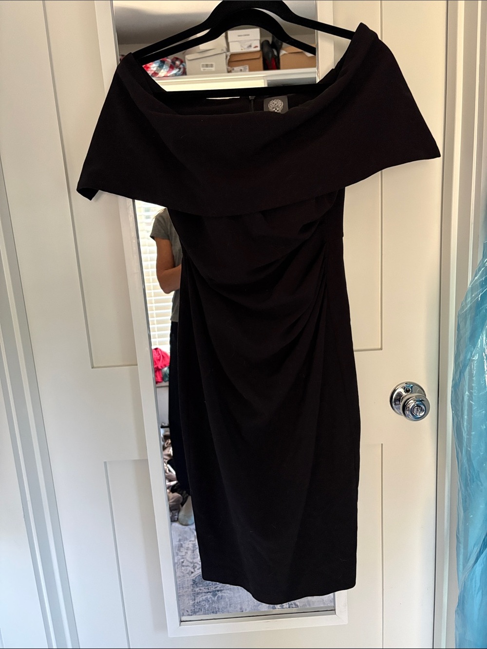 Vince Camuto Elegant Black Off-Shoulder Draped Women’s Dress